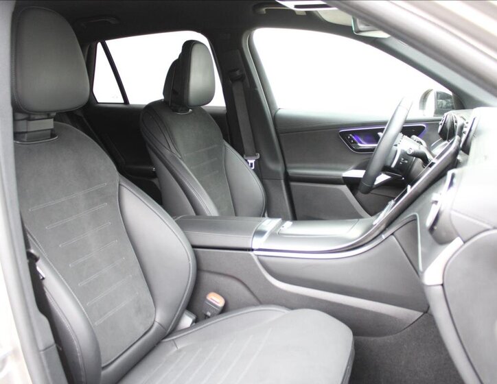 Mercedes-Benz GLC 29