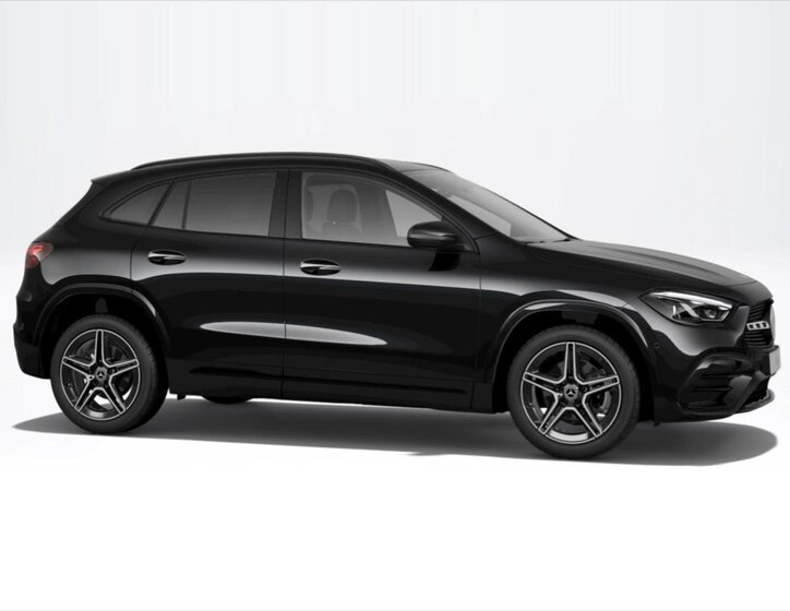 Mercedes-Benz GLA SUV / Terénní 1,3 l 120 kw