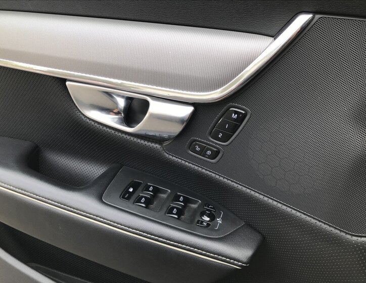 Volvo V90 Kombi 2,0 l 140 kw