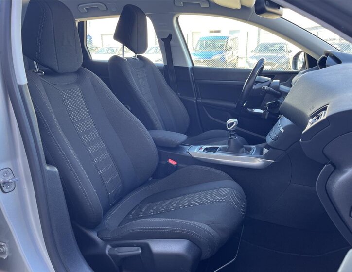 Peugeot 308 Kombi 1,6 l 88 kw