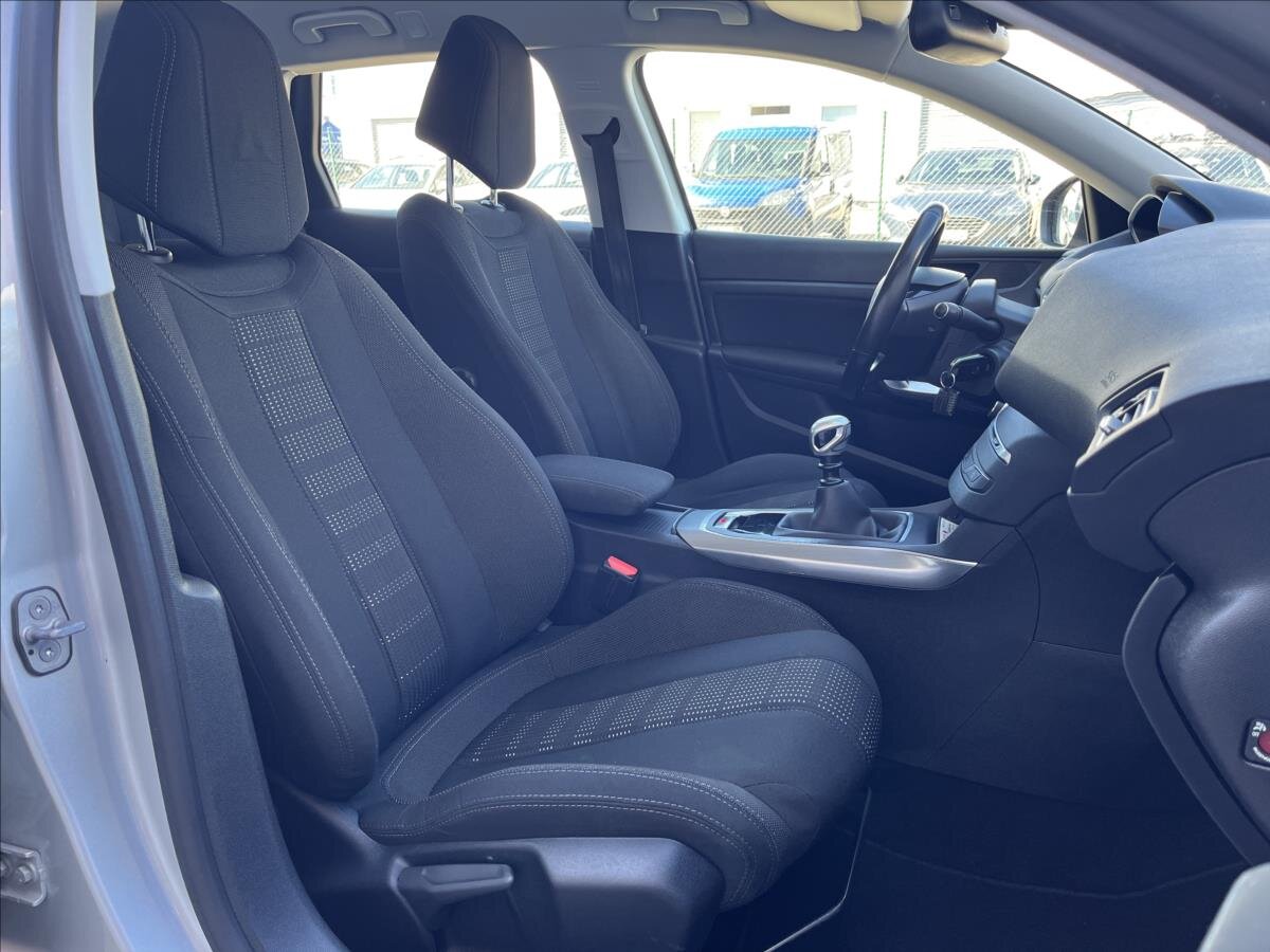 Peugeot 308 Kombi 1,6 l 88 kw