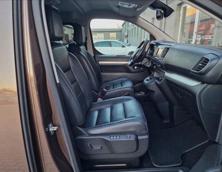 Peugeot Traveller MPV 2,0 l 130 kw