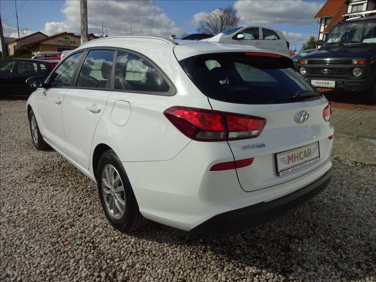 Hyundai i30 Kombi 1,6 l 85 kw