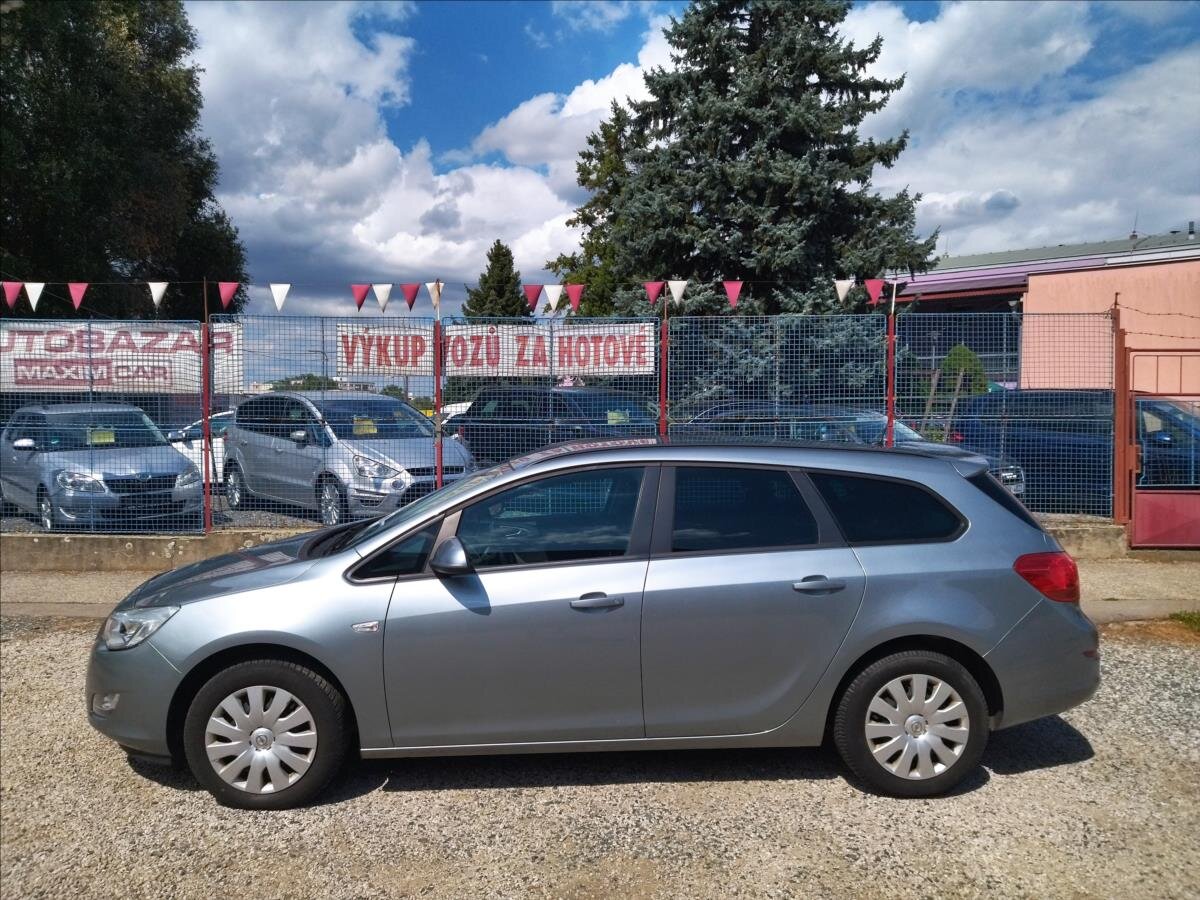 Opel Astra Kombi 1,4 l 88 kw