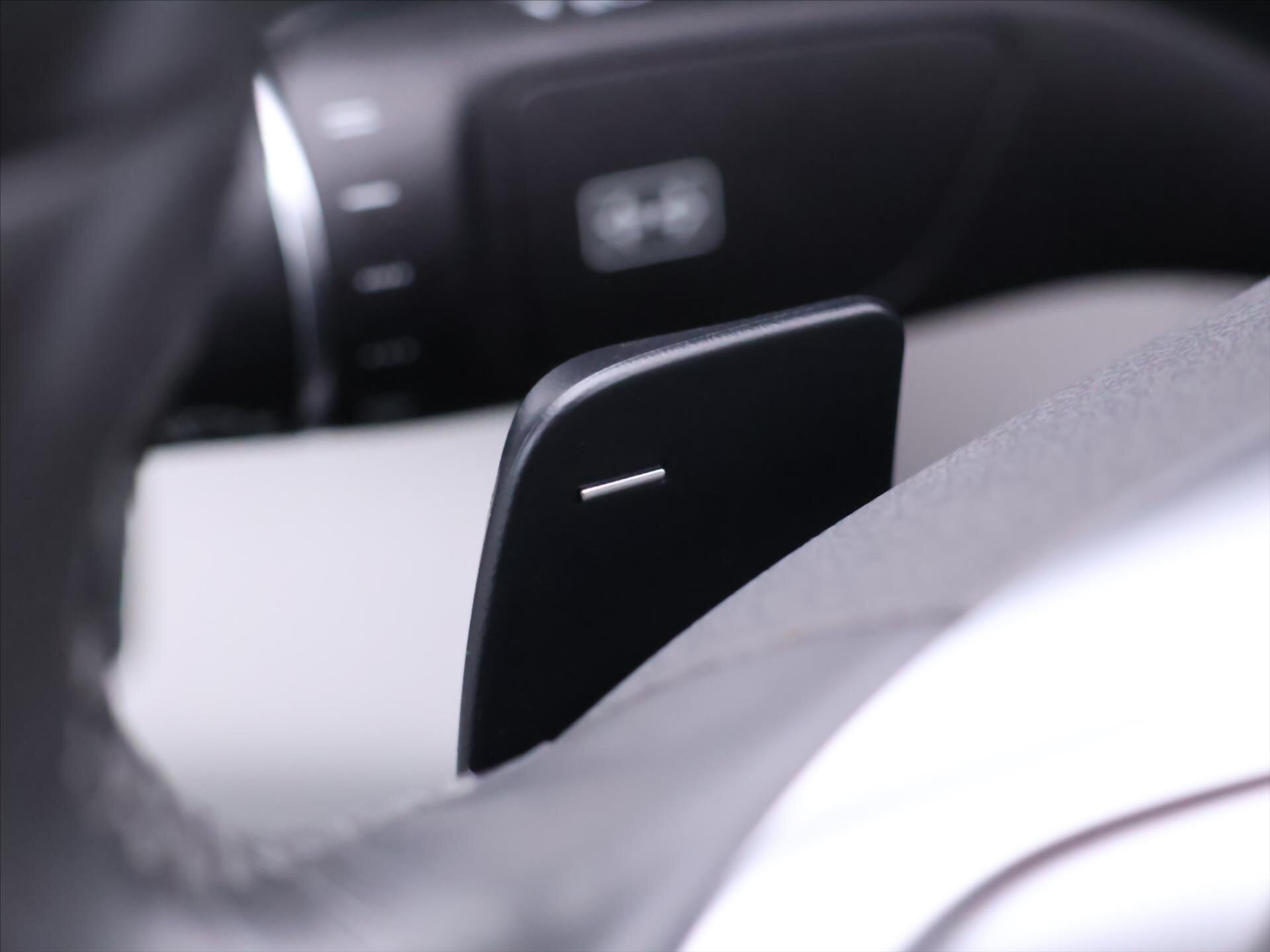 Mercedes-Benz Třídy E Sedan / Limuzína 3,5 l 245 kw