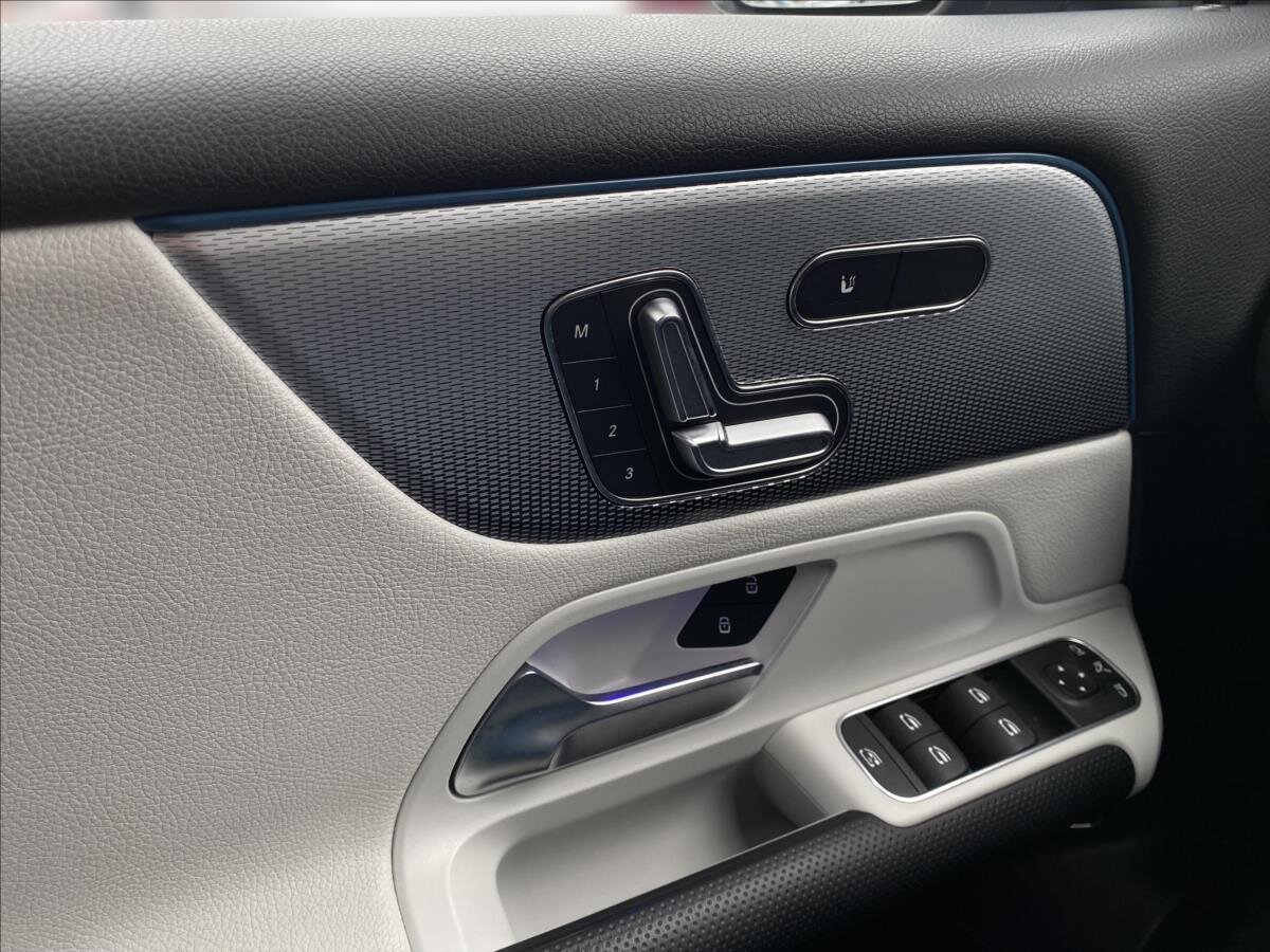 Mercedes-Benz GLB SUV / Terénní 2,0 l 110 kw