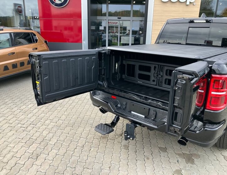 Dodge RAM Pick-up 3,0 l 403 kw