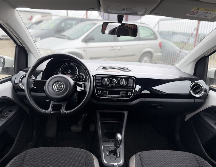 Volkswagen up! Hatchback 999,0 44 kw