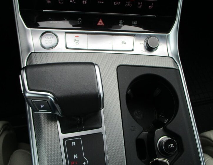 Audi A6 Allroad Kombi 3,0 l 210 kw