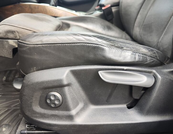 Audi Q5 SUV / Terénní 2,0 l 155 kw