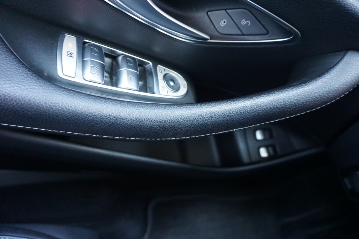 Mercedes-Benz Třídy E