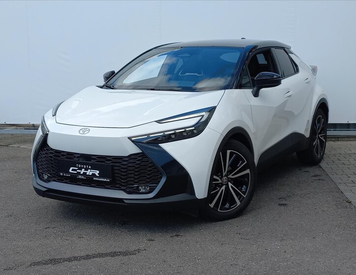 Toyota C-HR CUV 1,8 l 72 kw