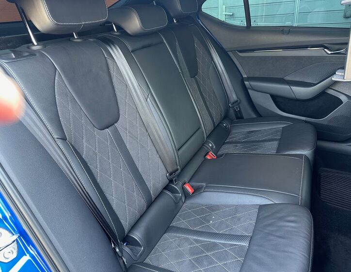 Škoda Octavia Hatchback 1,4 l 180 kw