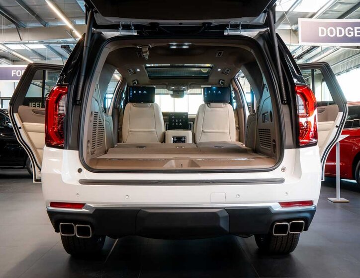 GMC Yukon SUV 6,2 l 313 kw