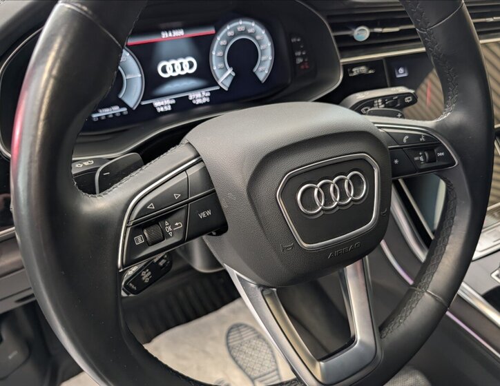 Audi Q8 Hatchback 3,0 l 250 kw