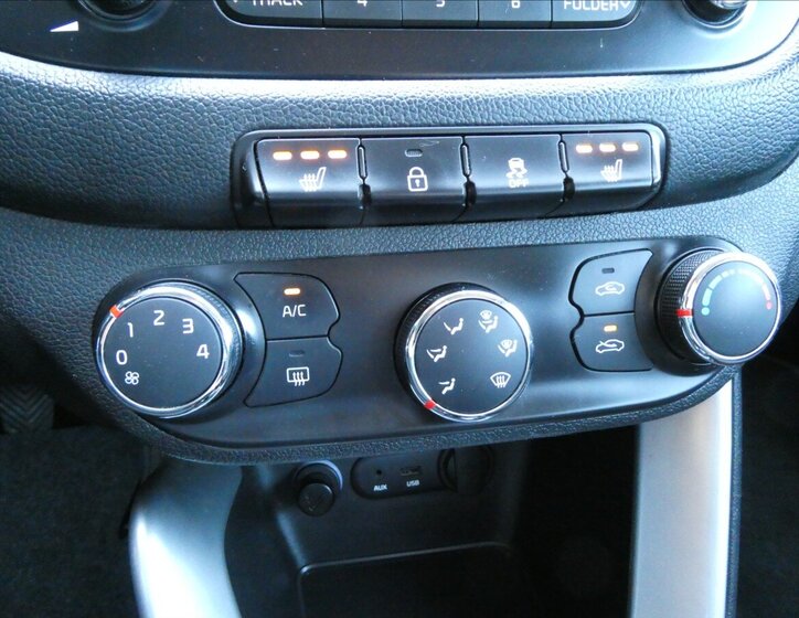 KIA Ceed Hatchback 1,6 l 996 kw