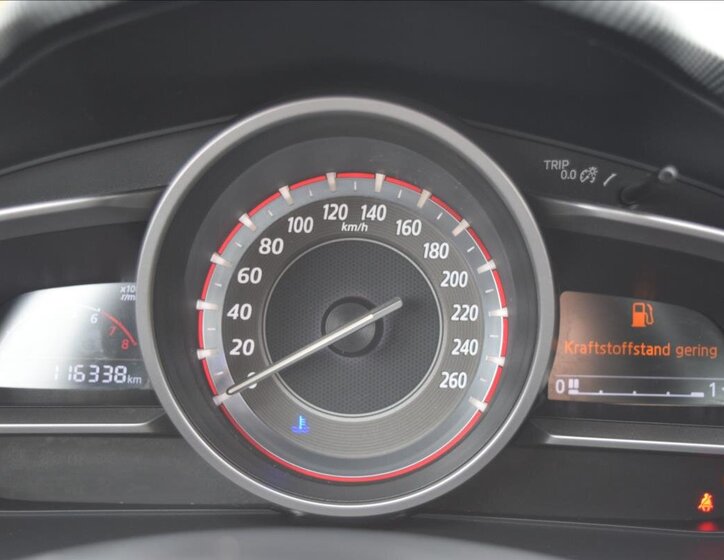 Mazda 3 Sedan / Limuzína 1,5 l 74 kw