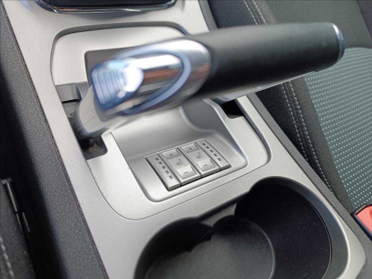 Ford S-MAX MPV 2,0 l 103 kw