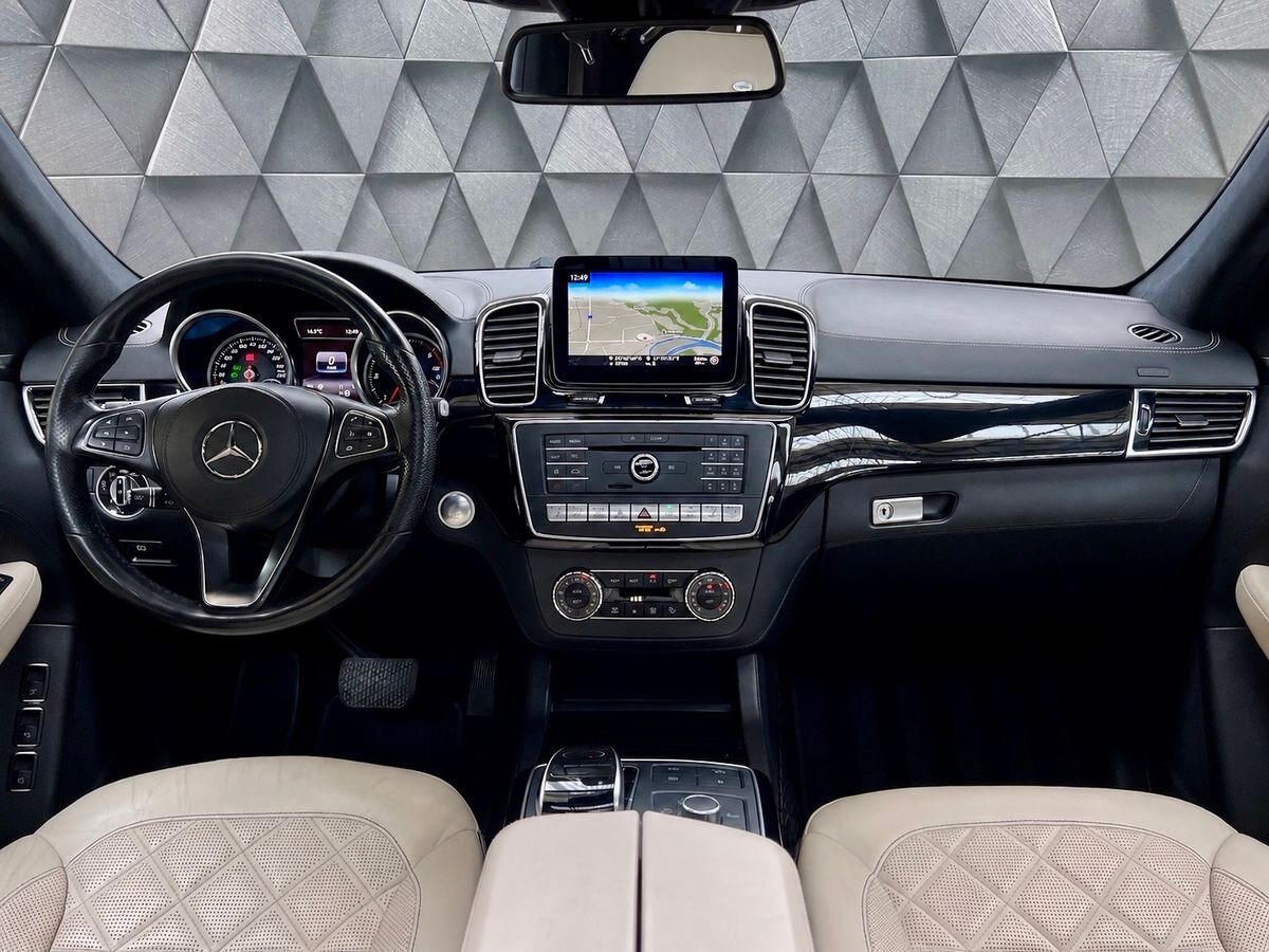 Mercedes-Benz GLS SUV / Terénní 3,0 l 190 kw