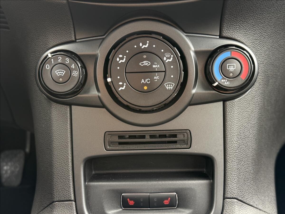 Ford Fiesta Hatchback 998,0 74 kw