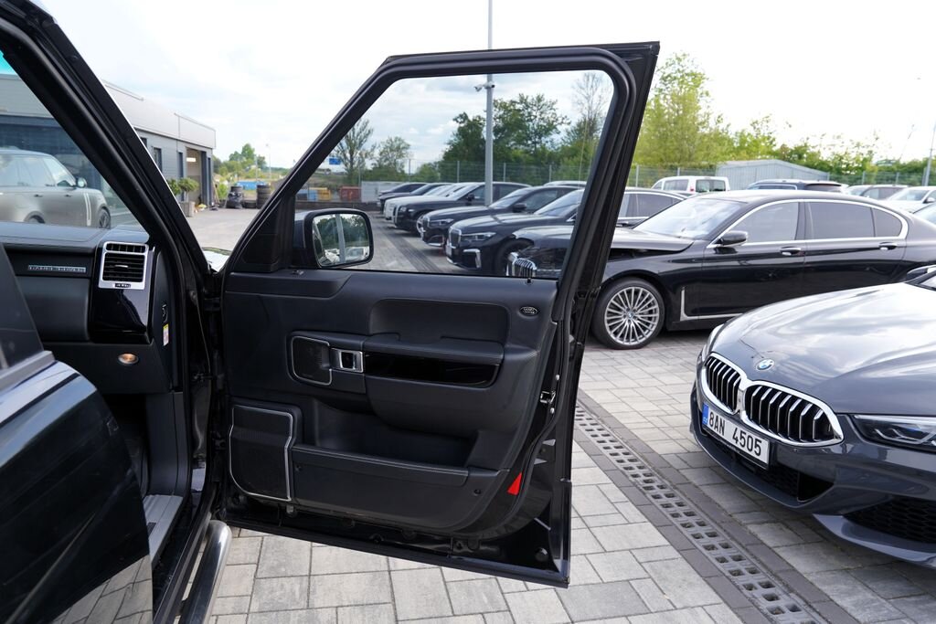 Land Rover Range Rover SUV / Terénní 4,4 l 230 kw