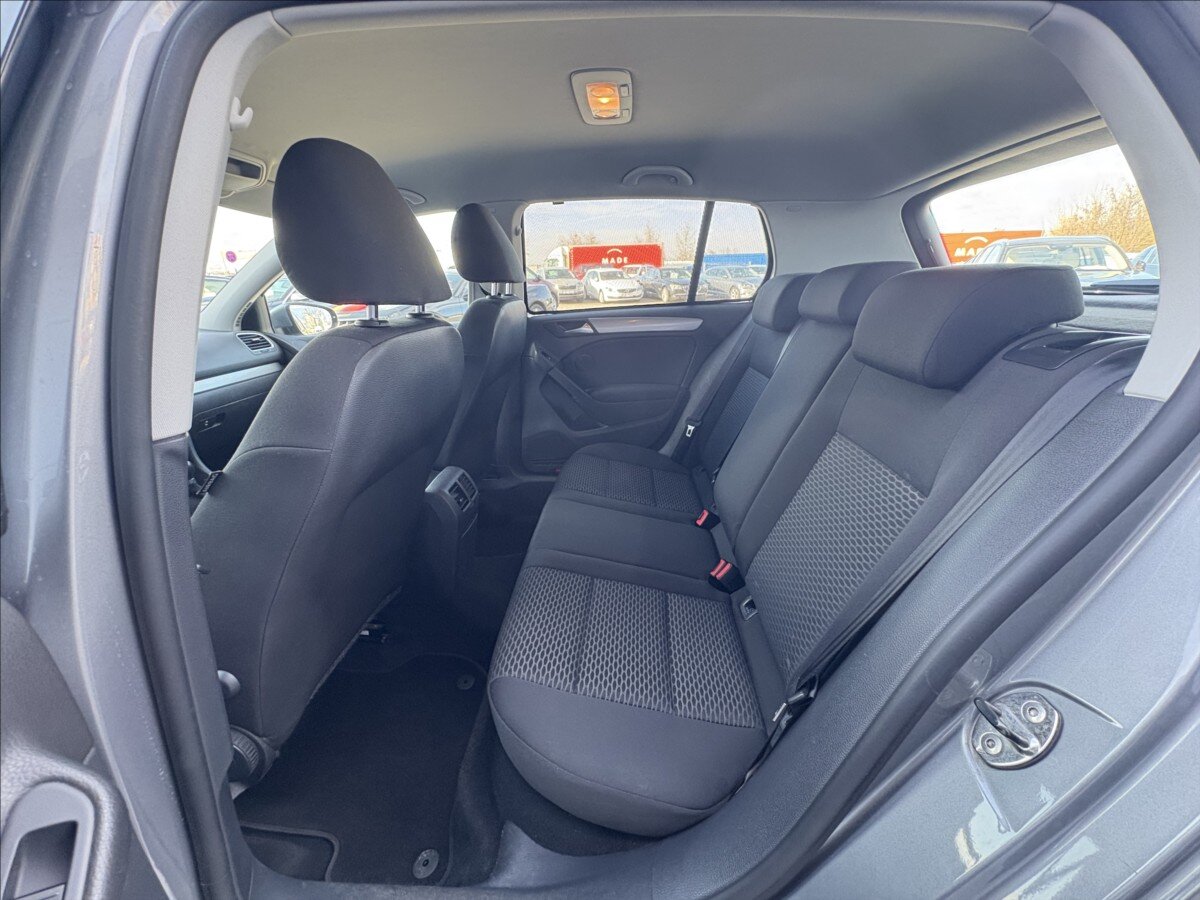 Volkswagen Golf Hatchback 1,2 l 77 kw