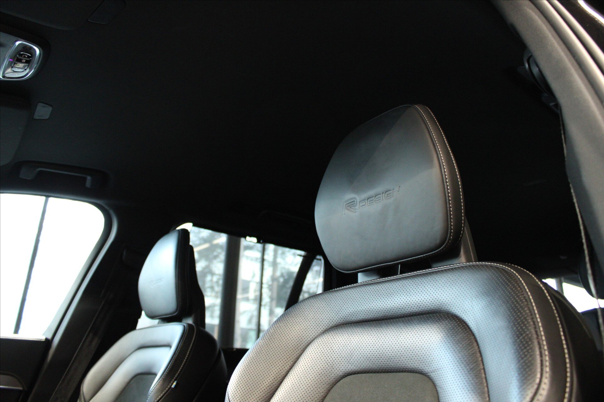 Volvo XC90 SUV / Terénní 2,0 l 173 kw