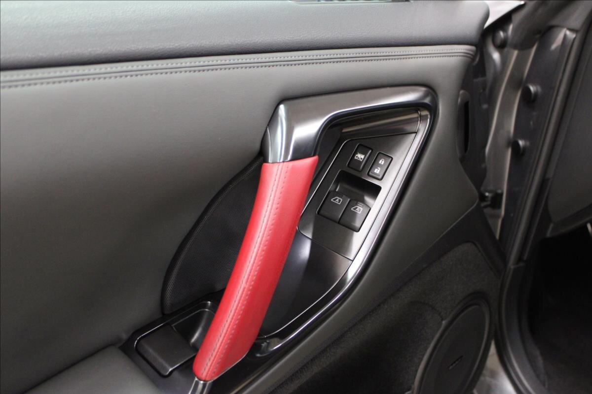 Nissan GT-R Kupé 3,8 l 390 kw