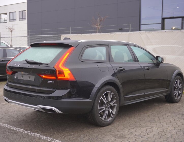 Volvo V90 Kombi 2,0 l 173 kw