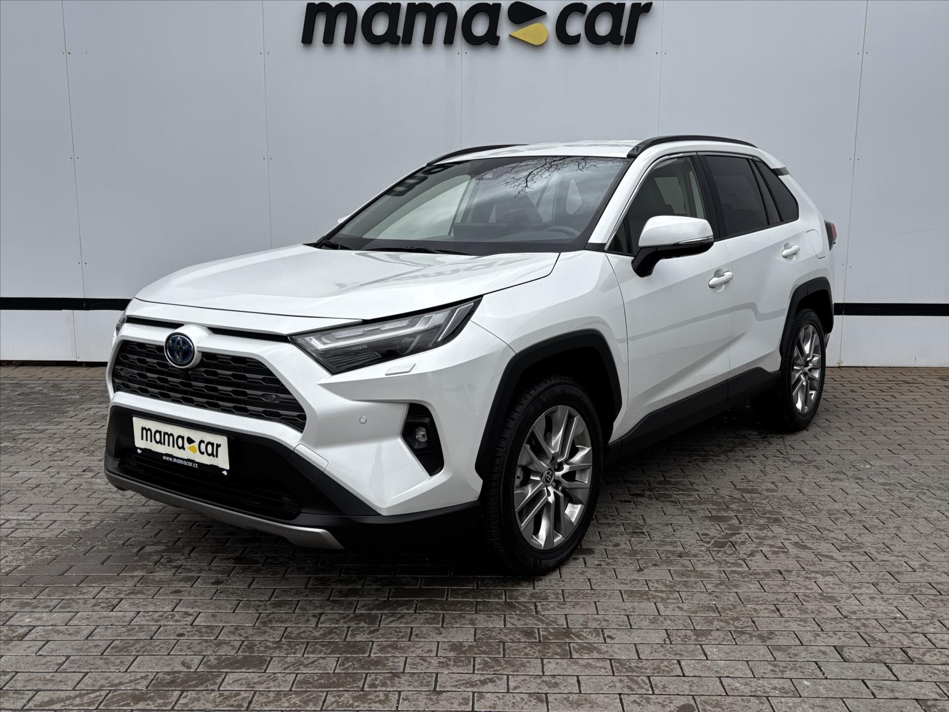 Toyota RAV4 SUV / Terénní 2,5 l 131 kw