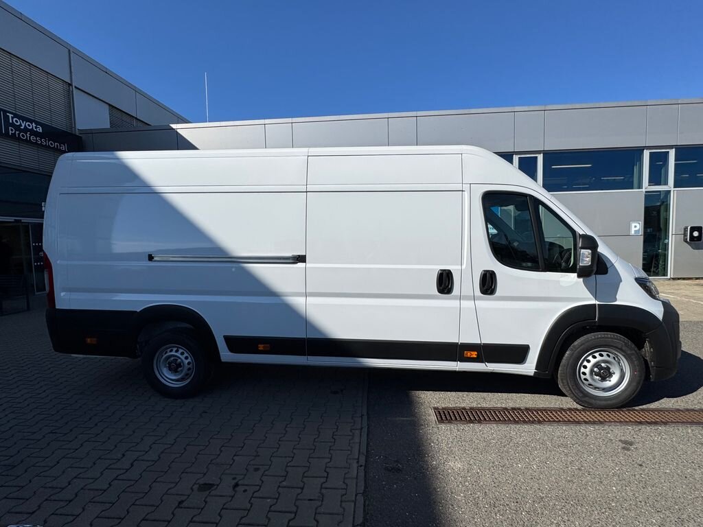 Toyota Proace Max Skříň 2,2 l 133 kw