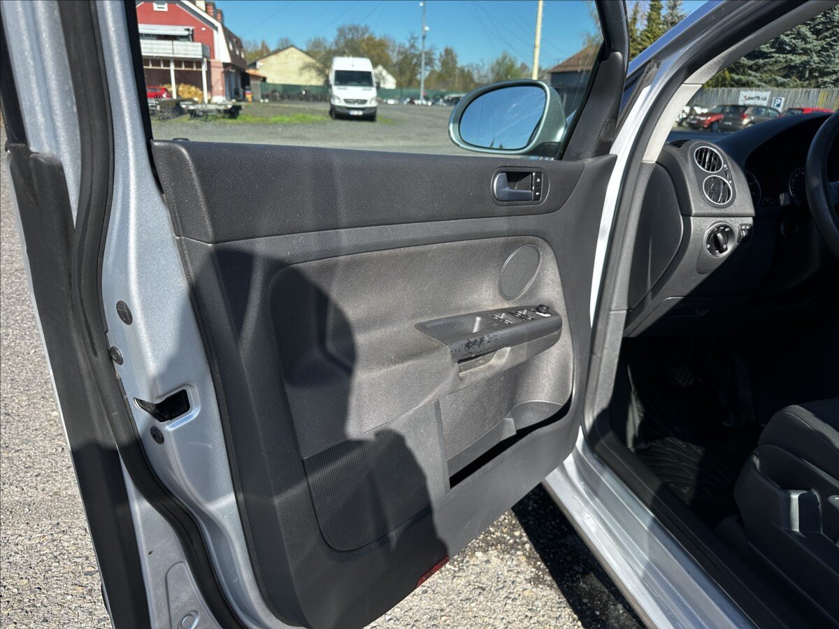 Volkswagen Golf Plus Hatchback 1,6 l 75 kw