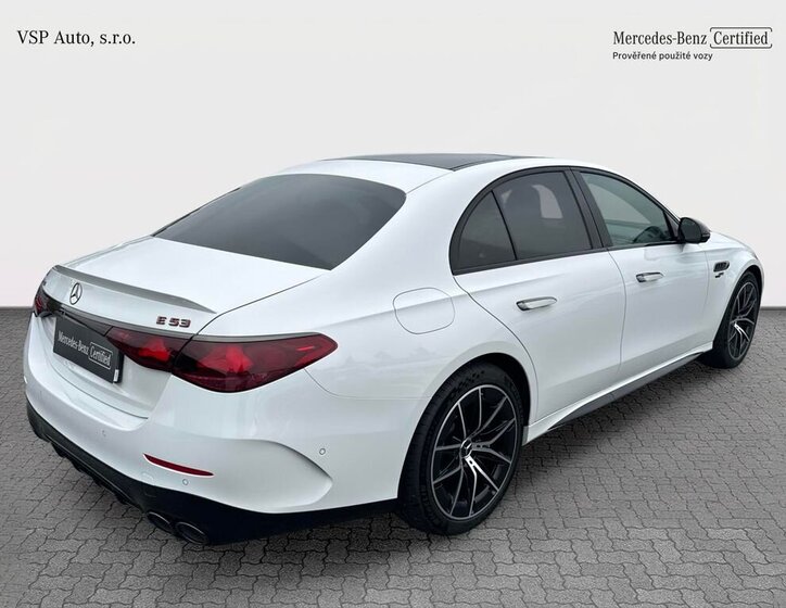 Mercedes-Benz Třídy E 5