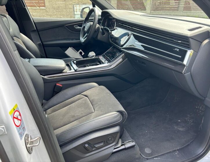 Audi SQ7 SUV / Terénní 4,0 l 320 kw