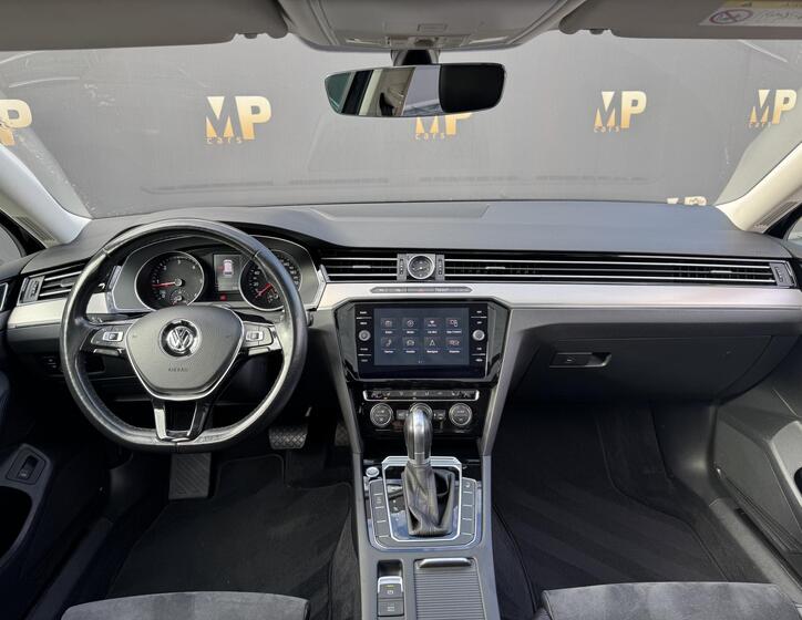 Volkswagen Passat 11