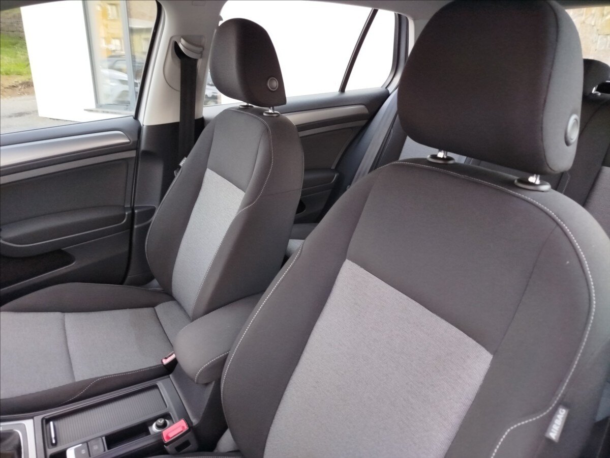 Volkswagen Golf Hatchback 1,4 l 90 kw