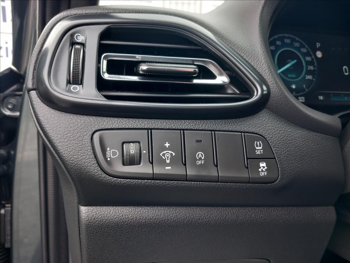 Hyundai i30 Kombi 1,5 l 103 kw