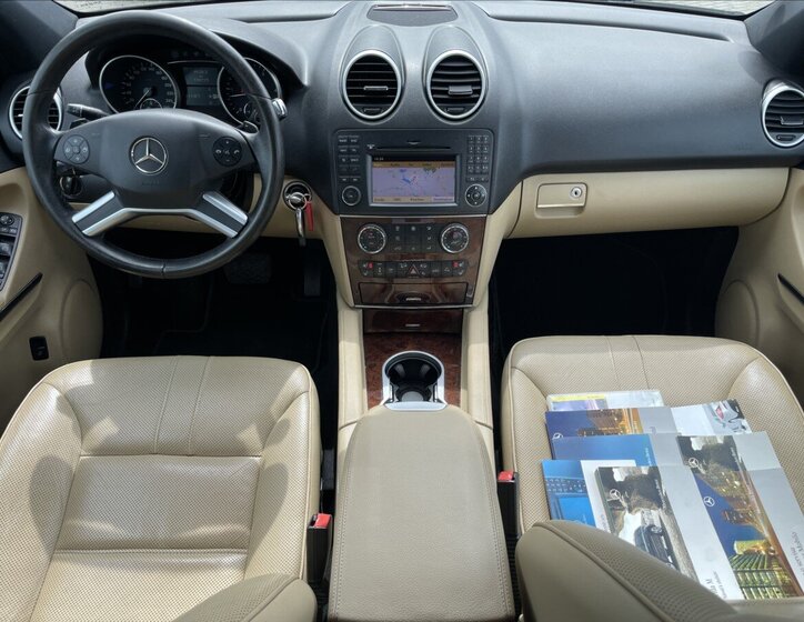 Mercedes-Benz Třídy M SUV / Terénní 3,0 l 165 kw