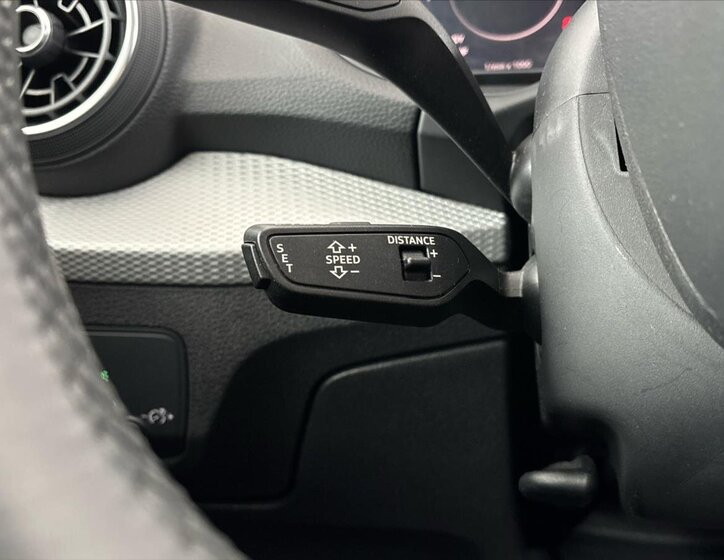 Audi Q2 SUV / Terénní 1,5 l 110 kw