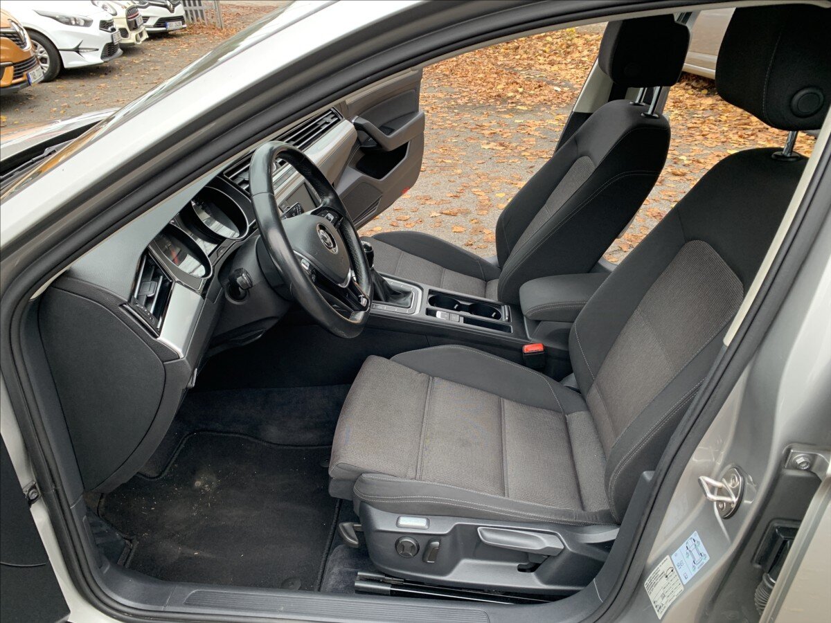 Volkswagen Passat Kombi 2,0 l 110 kw