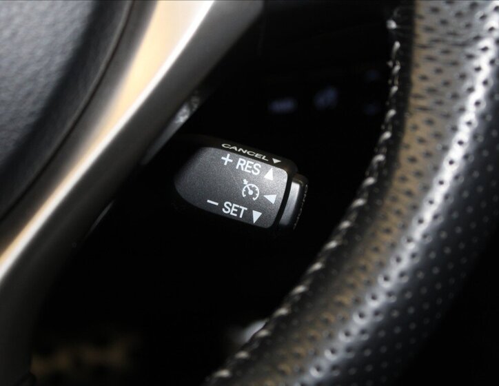 Lexus RX 450h SUV / Terénní 3,5 l 220 kw