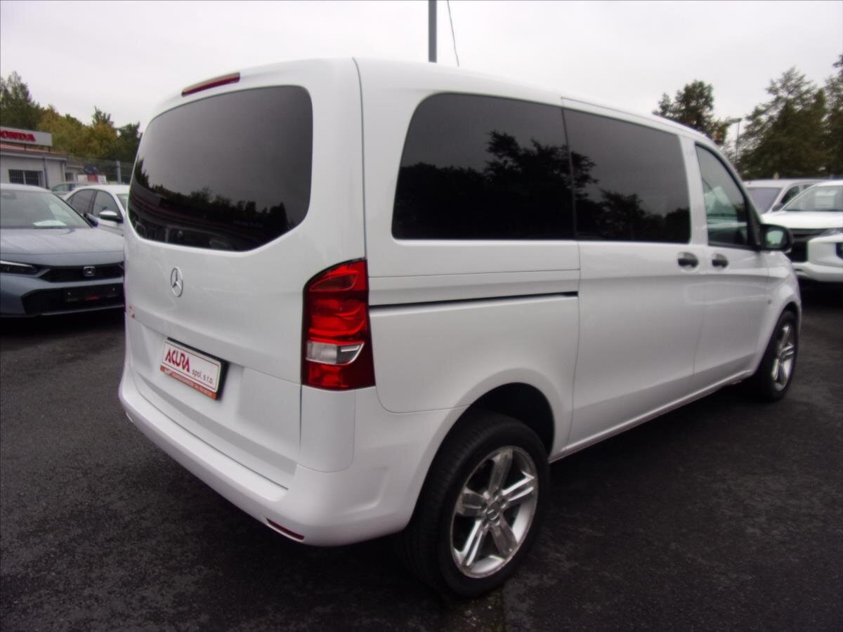 Mercedes-Benz Vito Kombi 2,1 l 120 kw