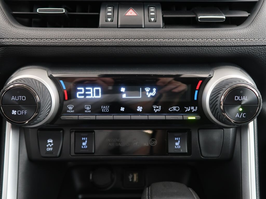 Toyota RAV4 SUV / Terénní 2,5 l 131 kw