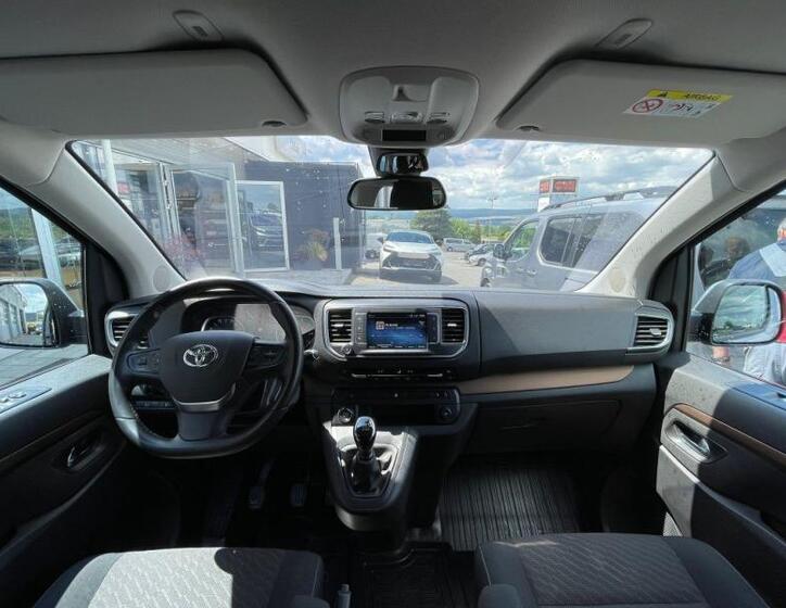 Toyota ProAce Verso 21