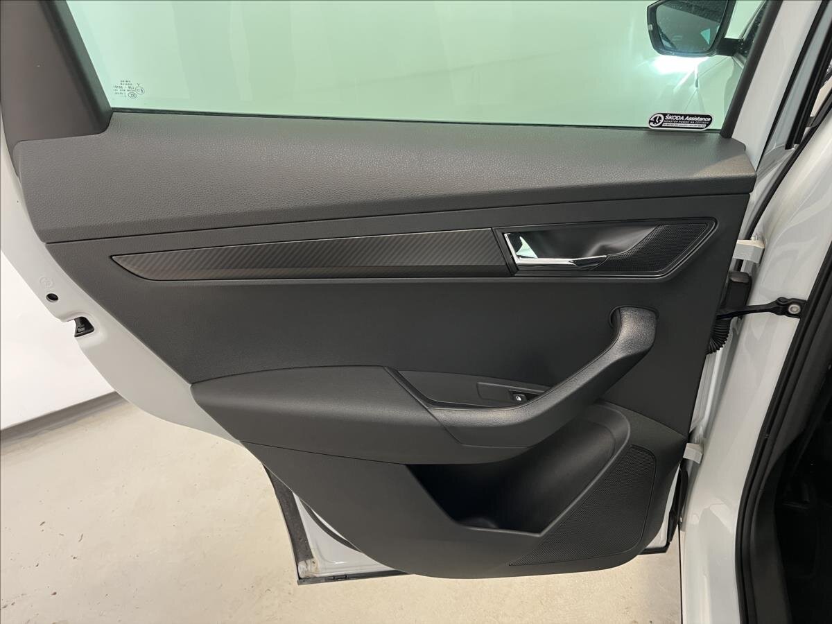 Škoda Karoq SUV / Terénní 1,5 l 110 kw