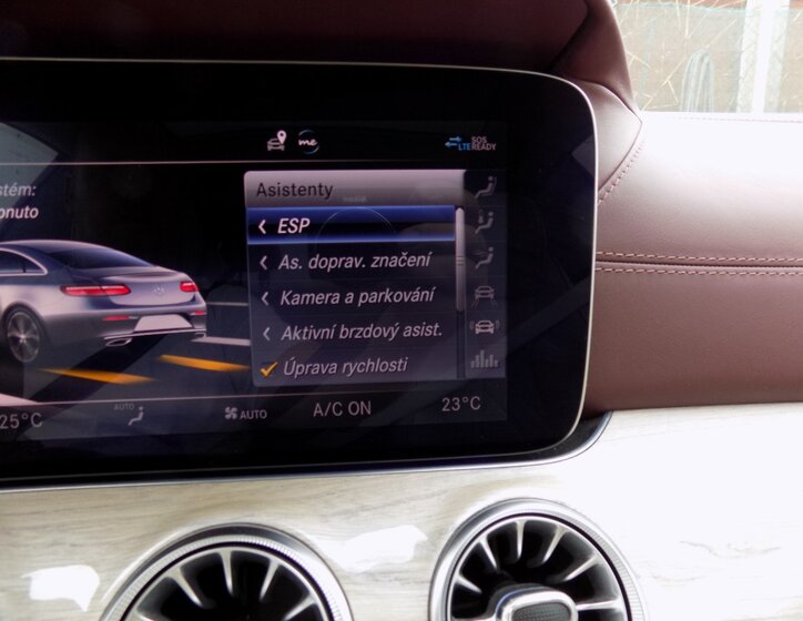 Mercedes-Benz Třídy E 37