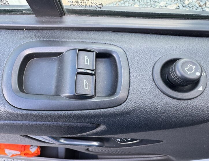 Ford Transit Custom Skříň 2,0 l 77 kw