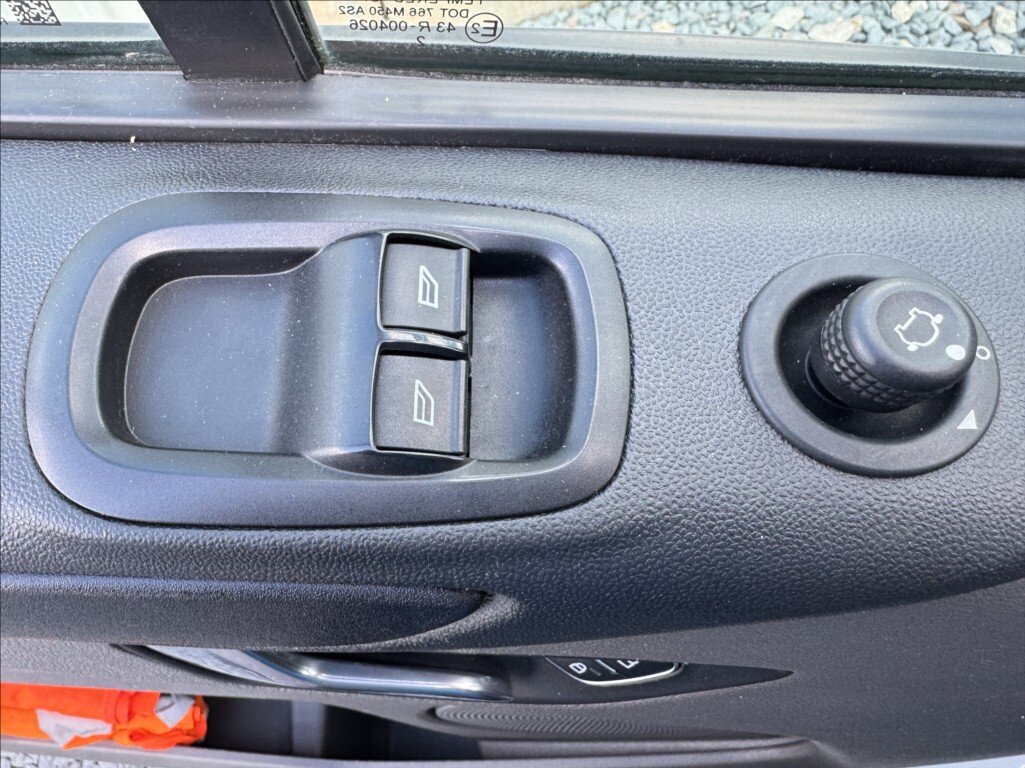 Ford Transit Custom Skříň 2,0 l 77 kw