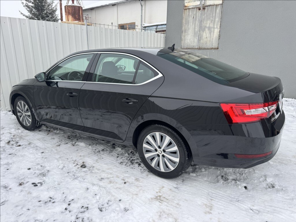 Škoda Superb