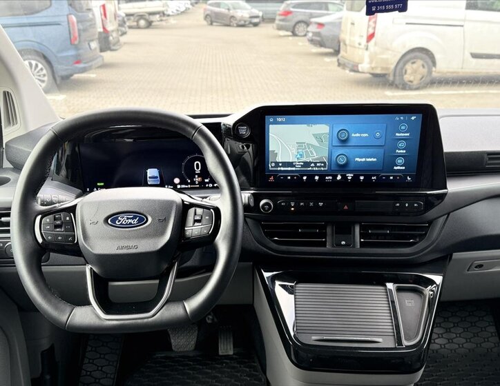 Ford Tourneo Custom Kombi 2,5 l 171 kw